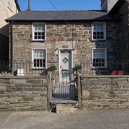 Yr Hen Dy Capel Villa Blaenau Ffestiniog Exterior photo